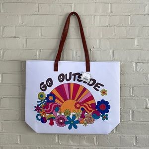 NWT Large Summer 70’s Vibes Tote Bag so much room!  Never used